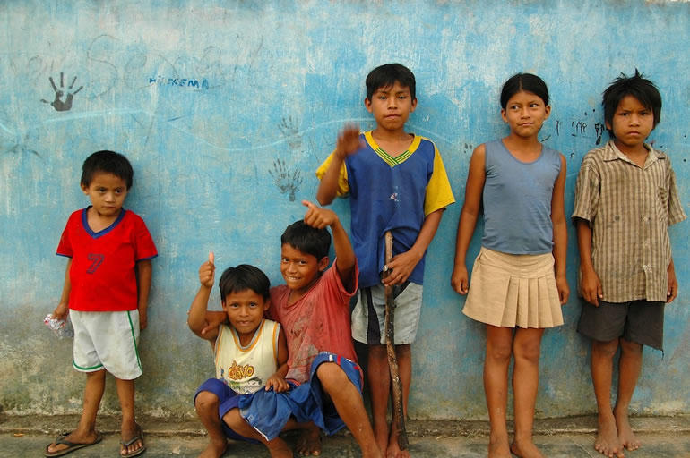 Kids in Iquitos Kids in Iquitos